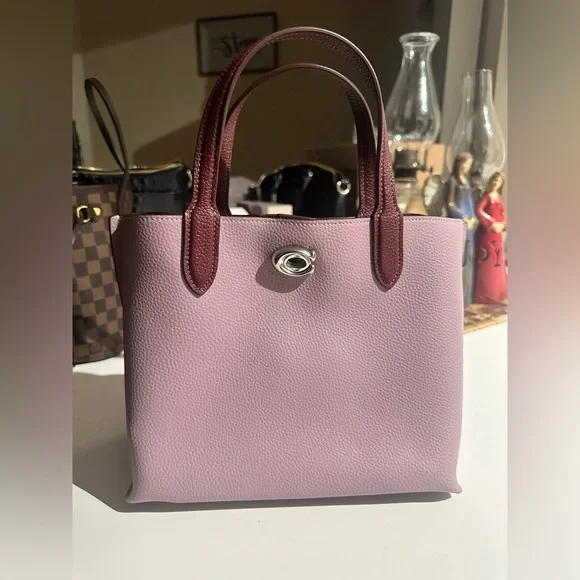 Coach bag and with matching wallet - Picture 3 of 6